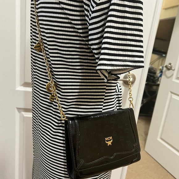 MCM Patent Sling Bag - Picture 15 of 15